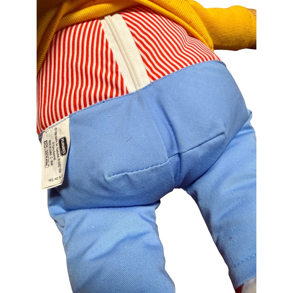 Vintage 1996 Playskool Arthur Read Plush Doll PBS Kids Yellow Sweater 12 Inch - Picture 4 of 4